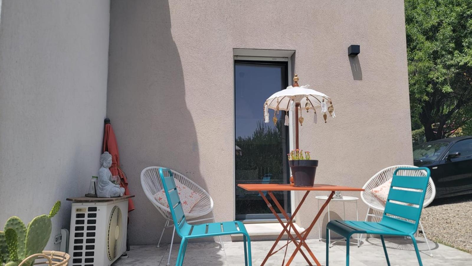 Chez Jeff & Aurelie Hotel Драгинян Екстериор снимка